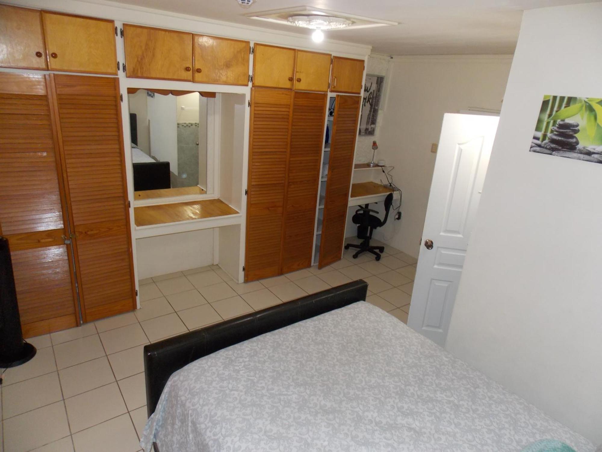 Stewart Apt- Trincity, Airport, Washer, Dryer, Office, Cable , Wifi Esterno foto
