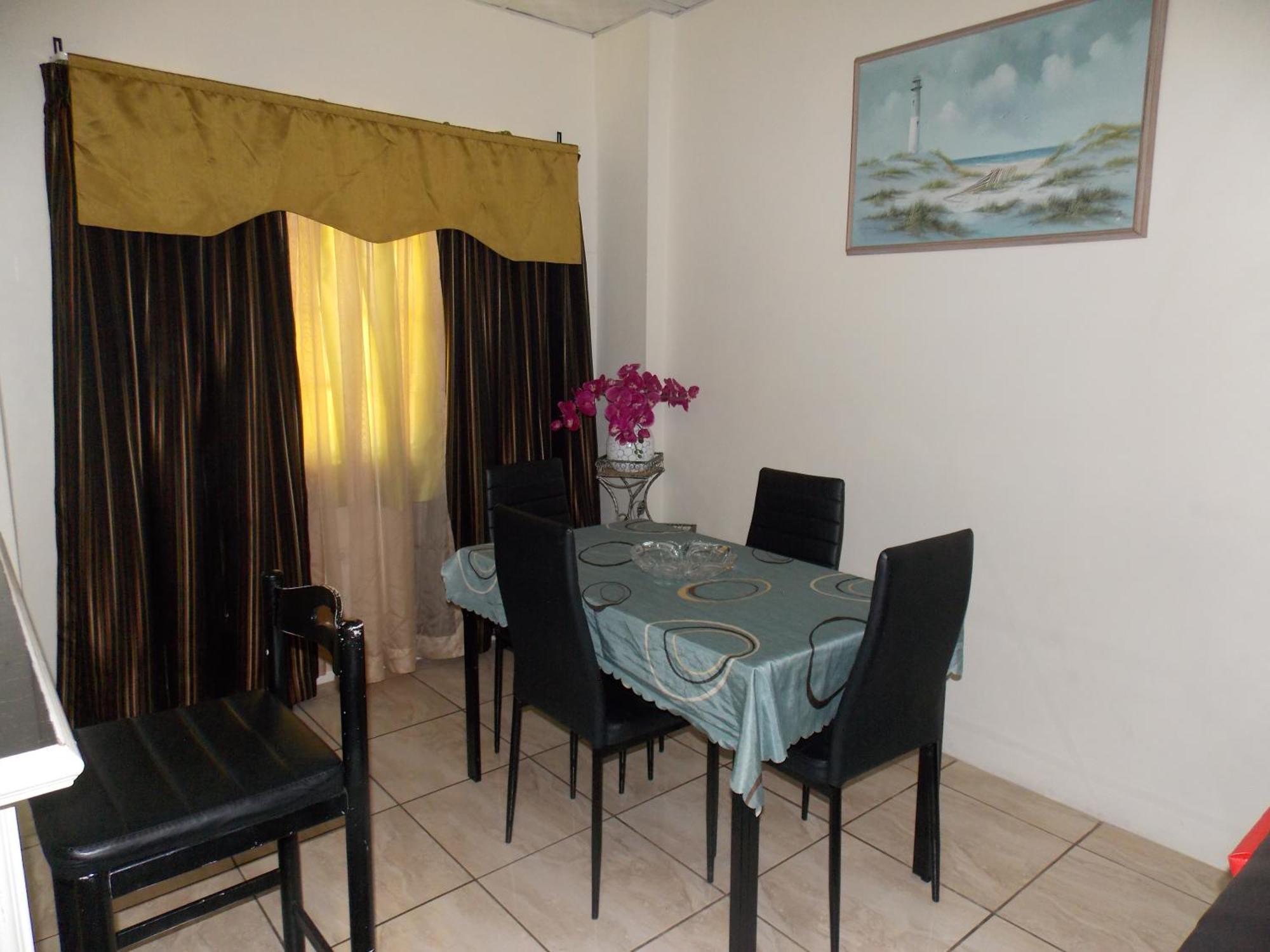 Stewart Apt- Trincity, Airport, Washer, Dryer, Office, Cable , Wifi Esterno foto