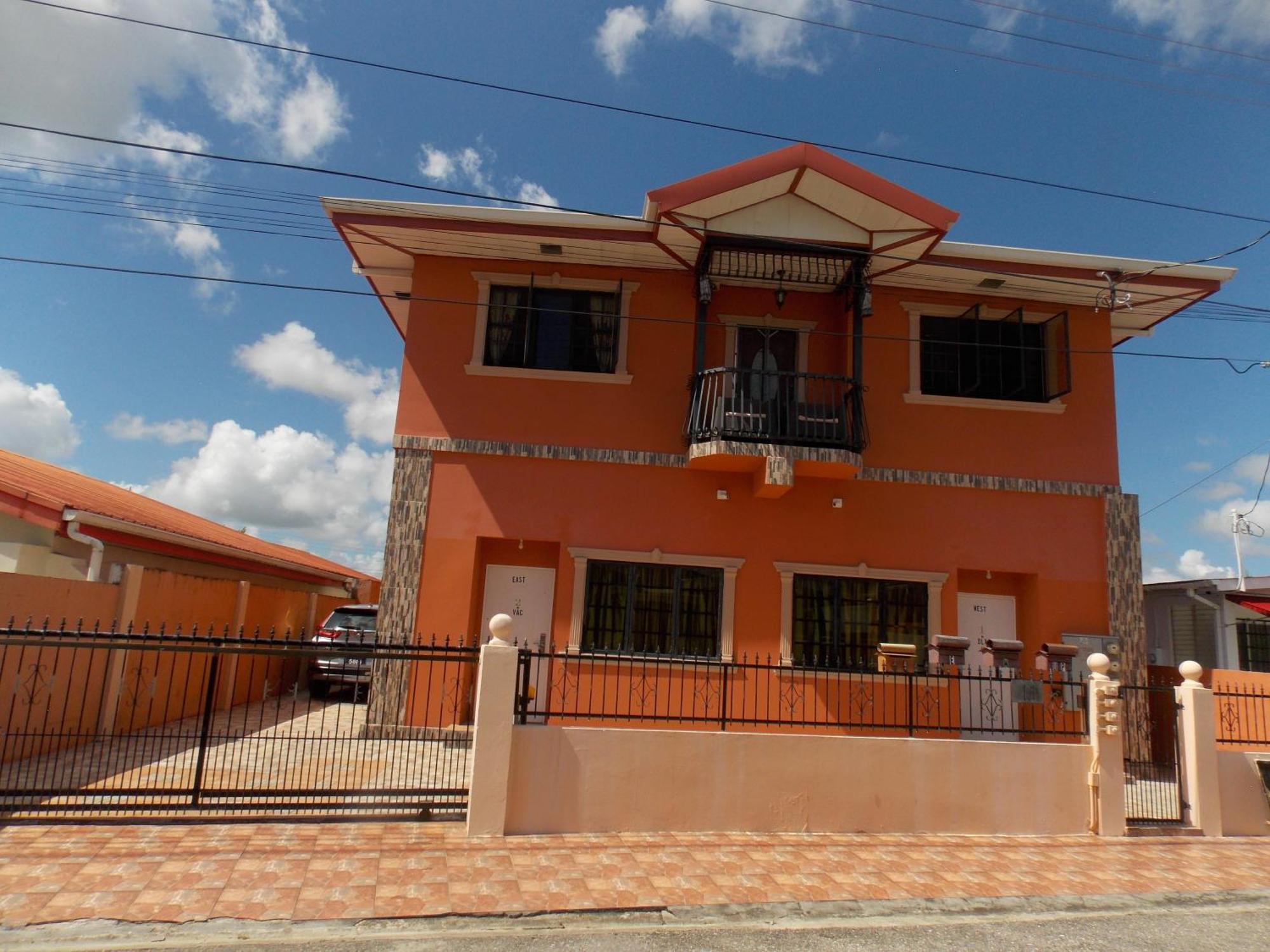 Stewart Apt- Trincity, Airport, Washer, Dryer, Office, Cable , Wifi Esterno foto